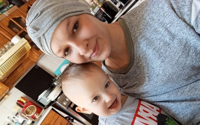 Mladá maminka dvou dětí bojuje s rakovinou, pomůžeme ?