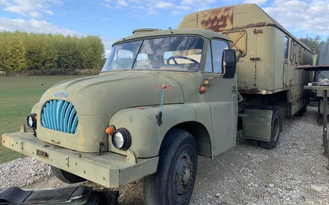 Zachraňme kus historie - Tatra 138 s návěsem orličan pro pojízdné muzeum ČSLA