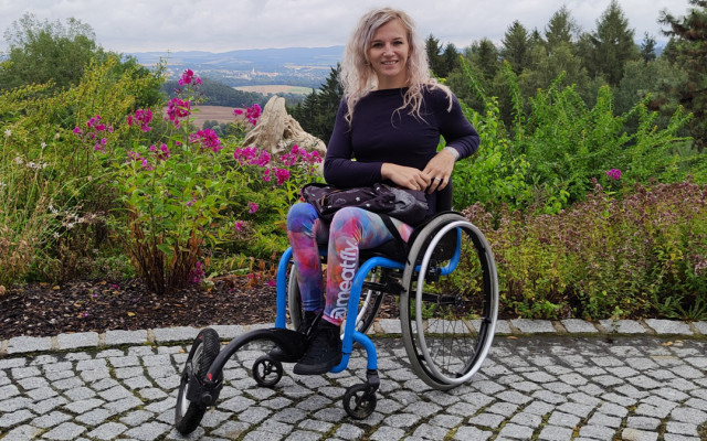 Příspěvek na přídavný pohon k invalidnímu vozíku pro Páju