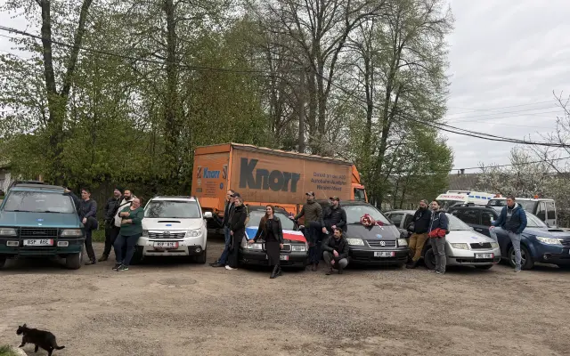 Konvoj dobré vůle - auta na Ukrajinu