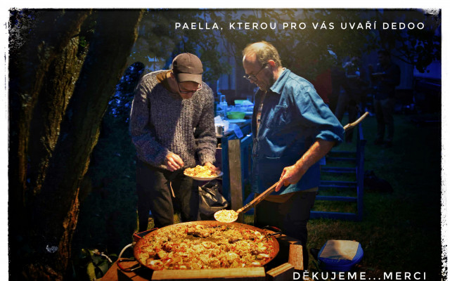 Pozvání na španělskou paellu, kterou pro vás uvaří Dedoo pro dvě osoby