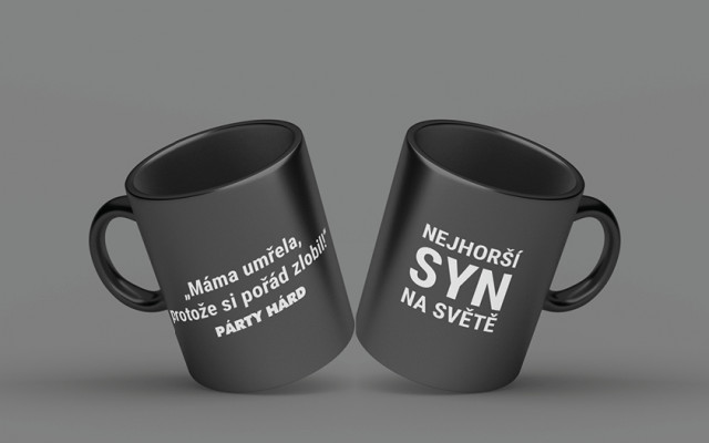 Hrnek NEJHORŠÍ SYN NA SVĚTĚ - "Máma umřela, protože si pořád zlobil!"