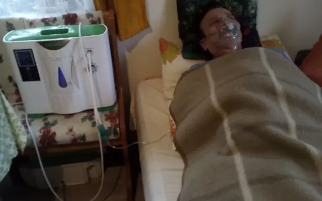 Pomoc s potravinami, elektřinou a dřevem pro naši rodinu