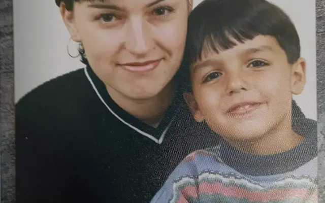 Podaří se mi najít mého tátu? Jedeme hledat do Albánie a natočíme o tom film