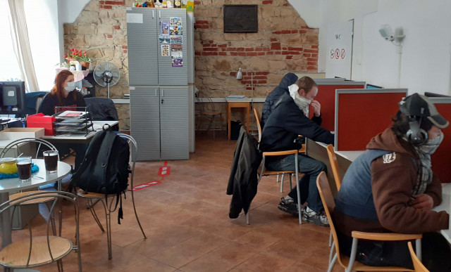 Podpořte klienty KC Husitská, kteří jsou v hmotné nouzi