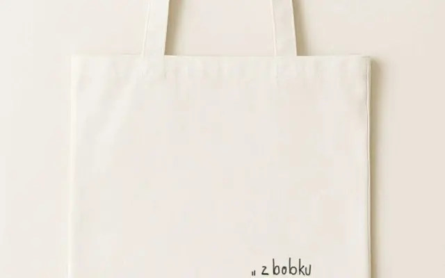 plátěnka s oblíbenou replikou