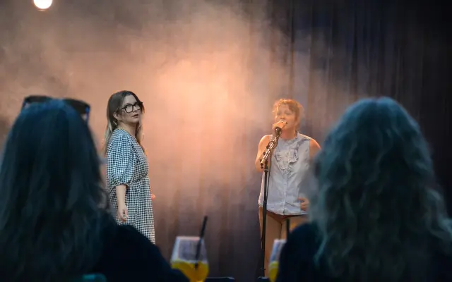 Backstage Král*ovny : Generálka + komentovaná prohlídka zákulisí + drink v kavárně Archy+