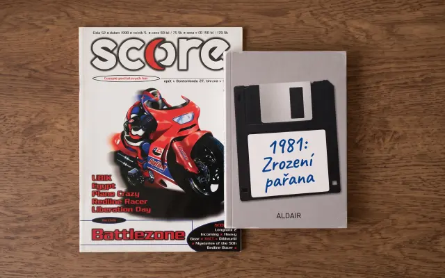 Kniha + Score