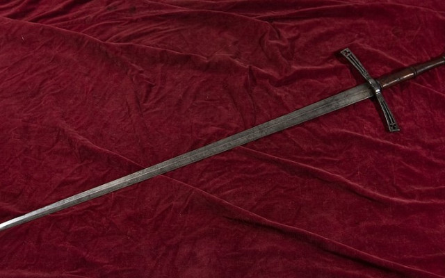 Replika meče
