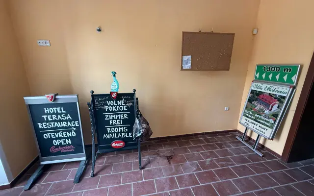 🍲 Večeře ve vile (po otevření restaurace)