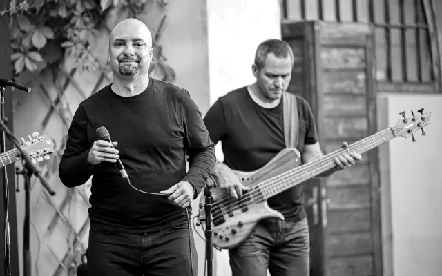 Doplnit diskografii N&K + nové album