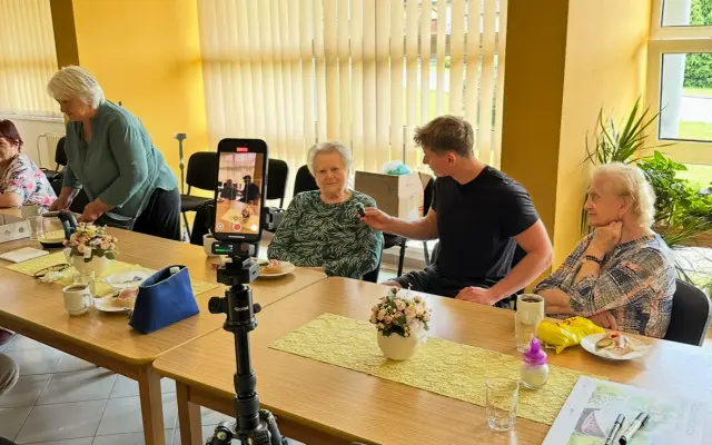 🎁 10 000 Kč – Účast na natáčení v domově seniorů
