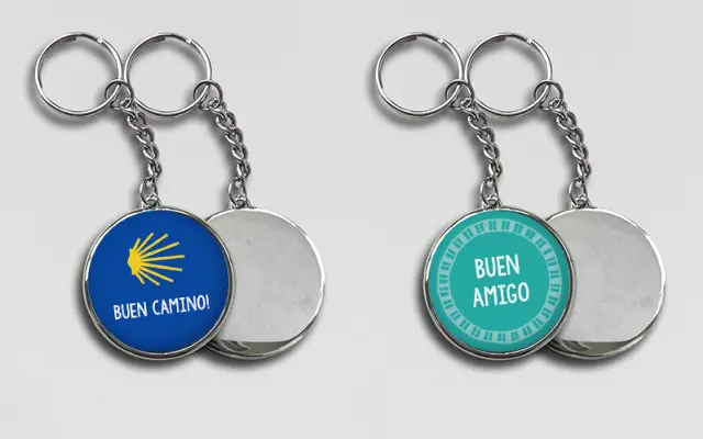 Designový přívěsek na klíče