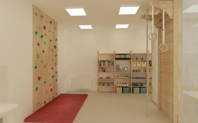 Složíme se na školní lezeckou stěnu a žíněnky