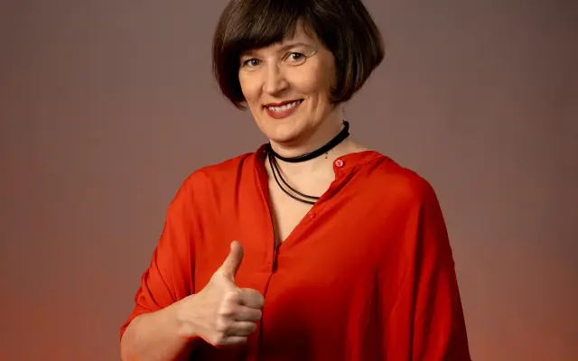 Feministický stand-up “Práce a peníze” Lucie Jarkovské