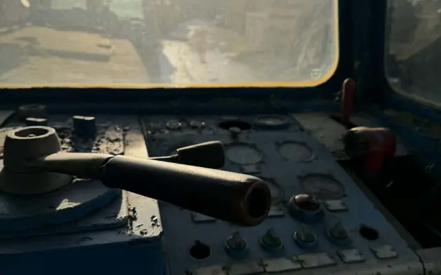 💛 Jméno na pamětní tabulce uvnitř lokomotivy