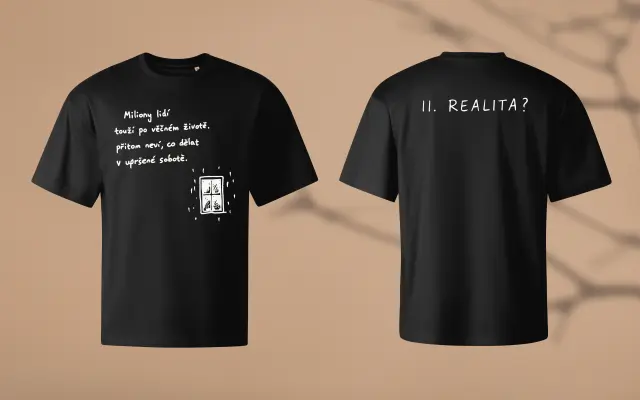 Unikátní tričko nesoucí báseň jedné z kapitol