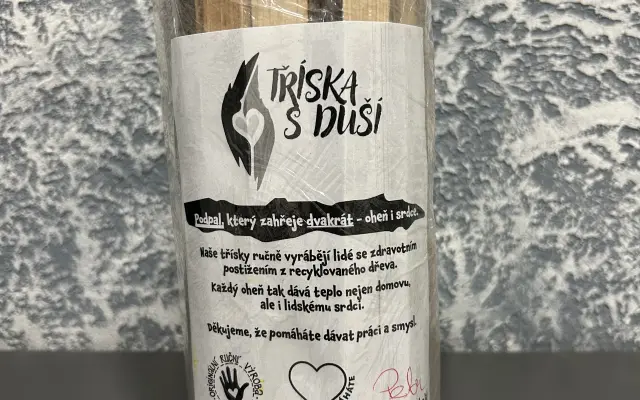 1x kempovací balíček našich s láskou vyráběných třísek