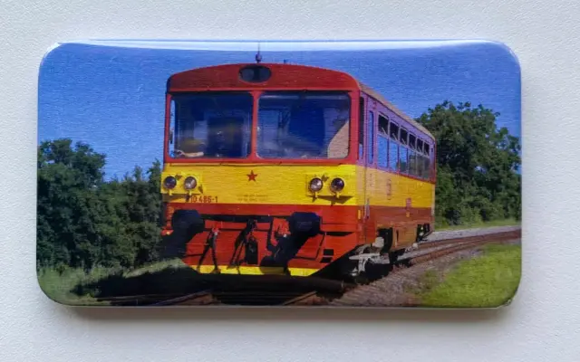 Magnetka s Osmsetdesítkou + limitovaná pohlednice s poděkováním