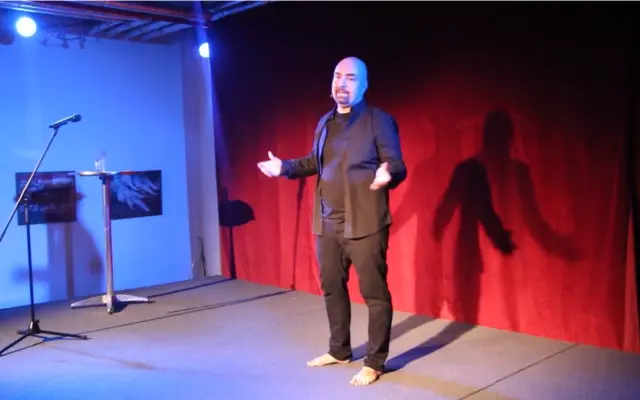 Album + Kosmonaut  stand up