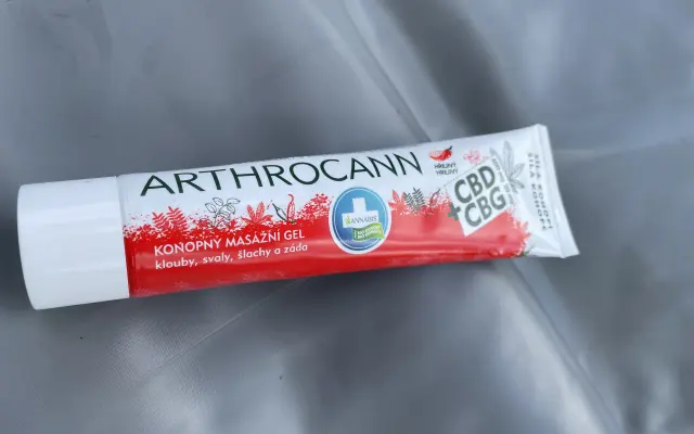 Masážní krém od firmy Annabis