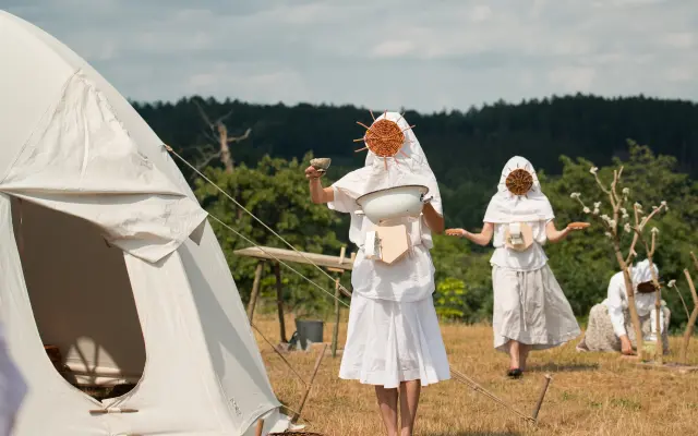 Zahrajeme Včely jen pro tebe a tvé přátele