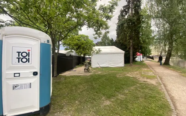 Chci na záchod!