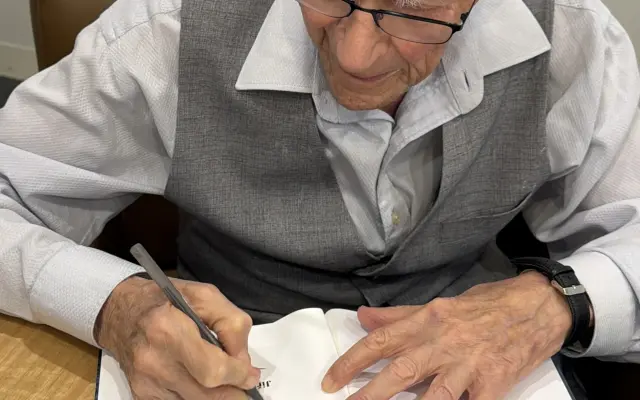 Kniha exkluzivně podepsaná Jiřím Švengerem