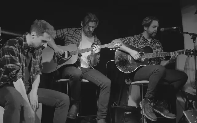 Osobní akustický koncert Midnight Honeycake