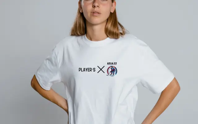 Triko Player´s s logem týmu vašeho srdce.