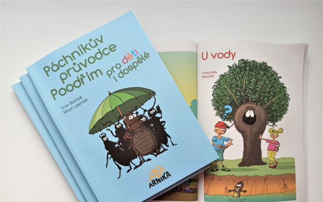 Elektronická verze knihy + Páchníkův průvodce Poodřím pro děti i dospělé.