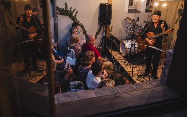 2 VIP vstupenky na koncert Nerez, Neřež a Jiří Krhut 8.4.2026 v Domě kultury Poklad Ostrava - Poruba