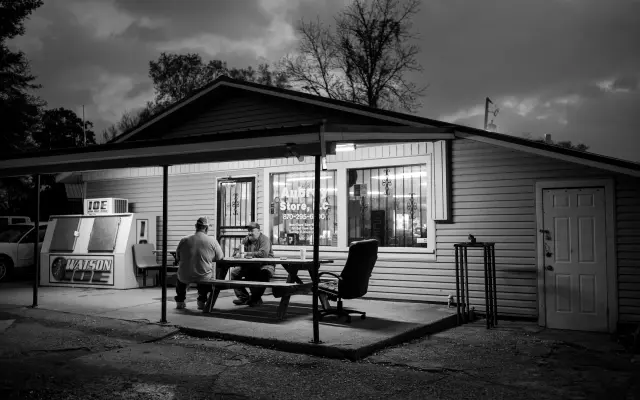DELTA COLLECTOR – velkoformátová fotografie + podepsaná kniha