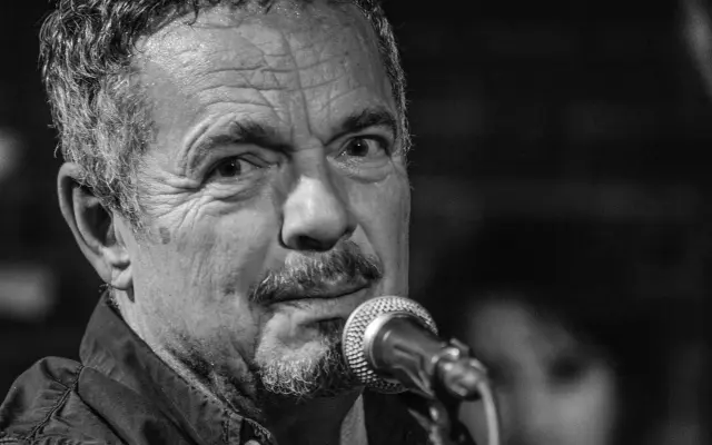 Bytový koncert Zdeňka Vřešťála