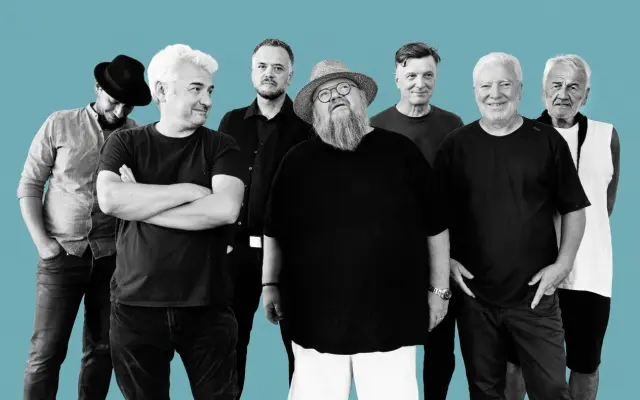 Zahrajeme vám na pohřbu nebo kdekoli jinde + CD s poděkováním v bookletu