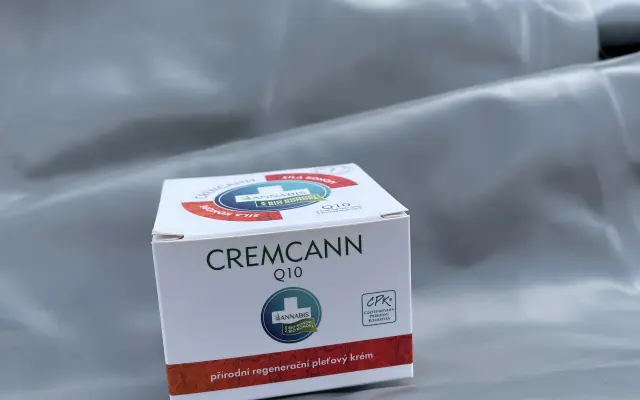 Přírodní regenerační krém s koenzymem Q10. Od firmy ANNABIS.