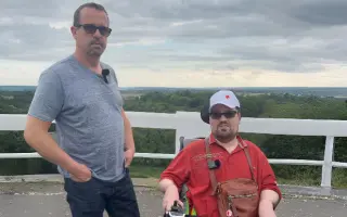 Těhotnej kuchař pomáhá Kubovi