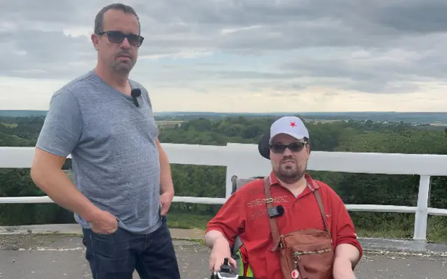 Těhotnej kuchař pomáhá Kubovi